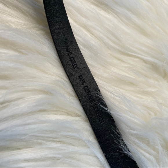 ST. JOHN Leather belt large - Picture 4 of 5